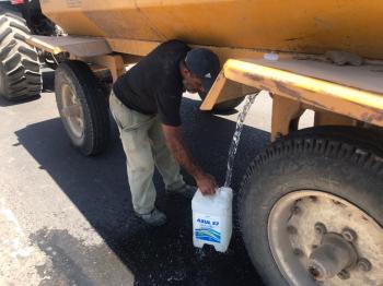 Auxilio para 1.000 camioneros paraguayos varados en Clorinda